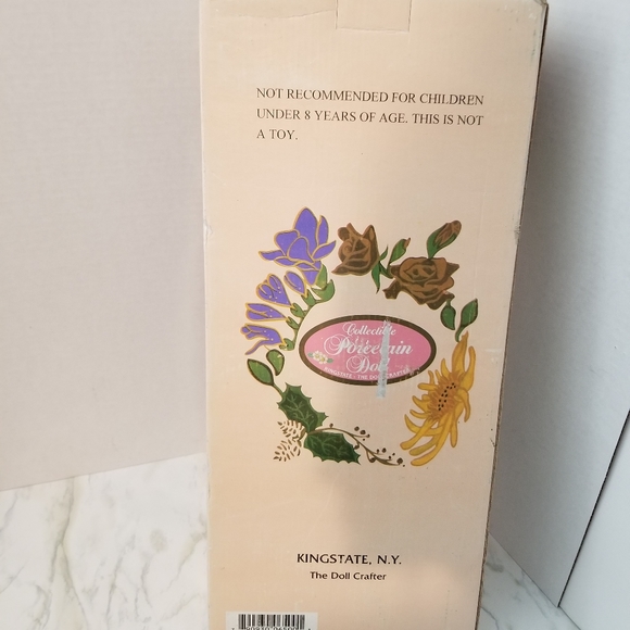 Vintage  Raggedy Andy Collectible Porcelain - Picture 2 of 2